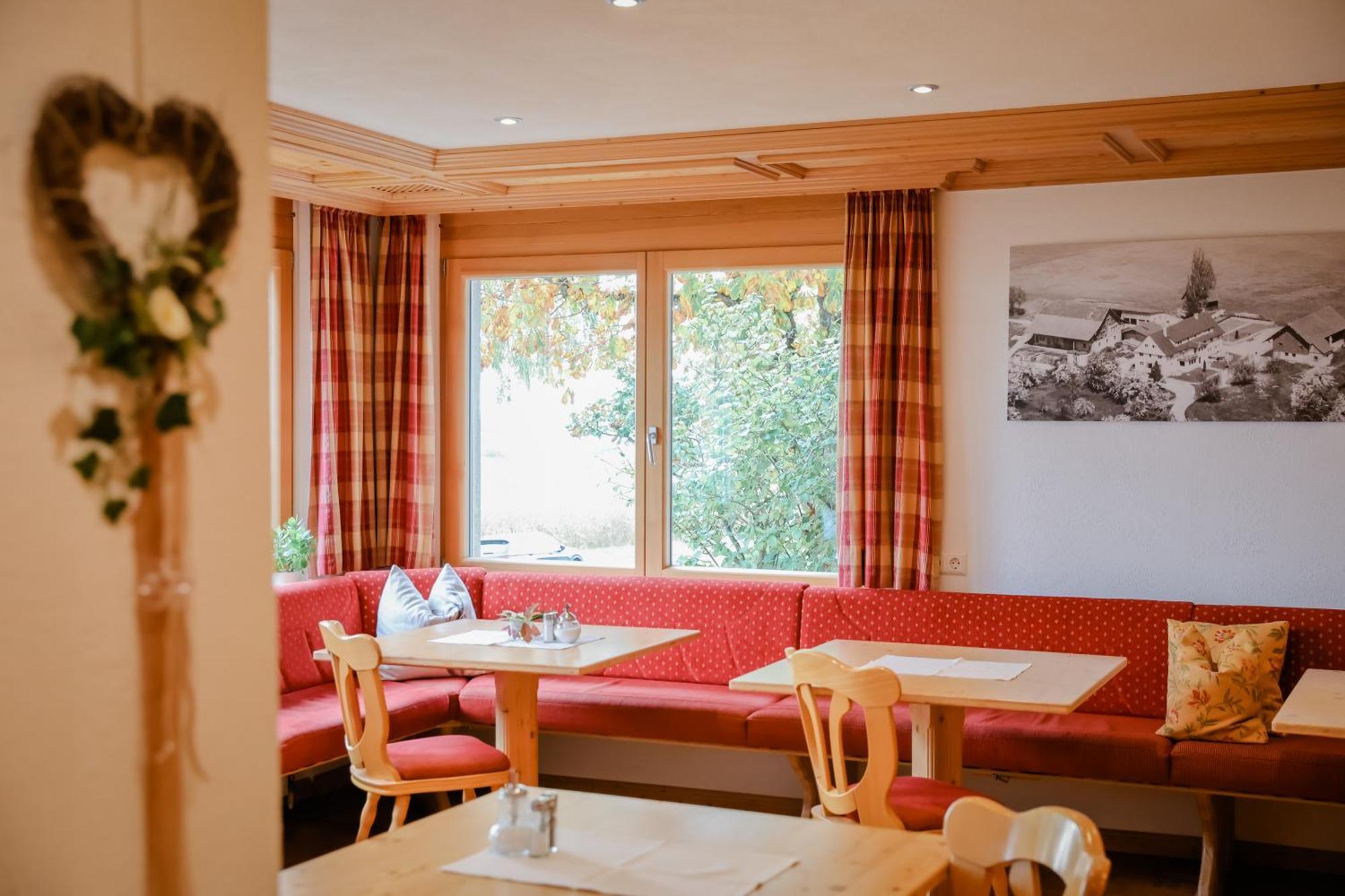Landhotel Schellenberg Uberlingen Bagian luar foto