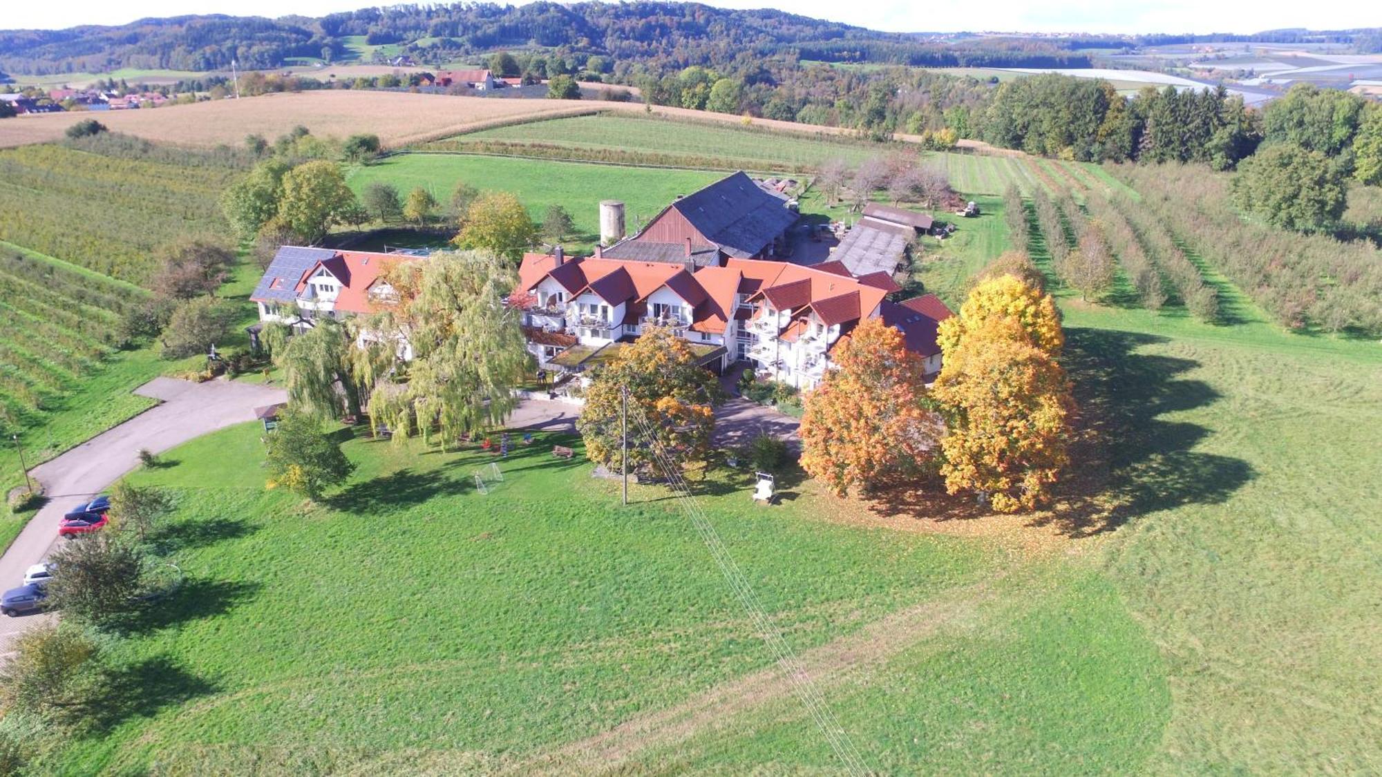 Landhotel Schellenberg Uberlingen Bagian luar foto